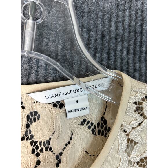 Diane Von Furstenberg Womens Cami Tank Size 8 Beige Sheer Lace Luxe Capsule - Picture 4 of 7